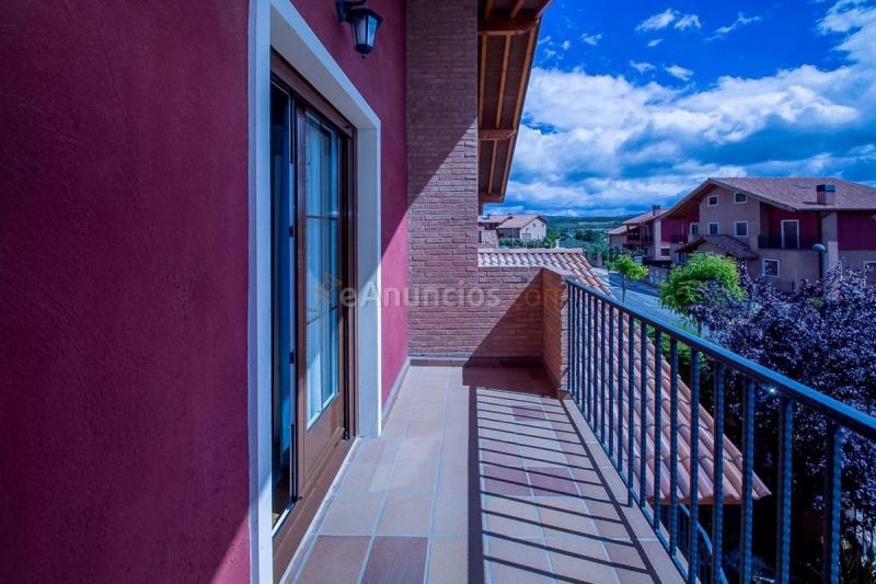 Adosado en venta en  Oión