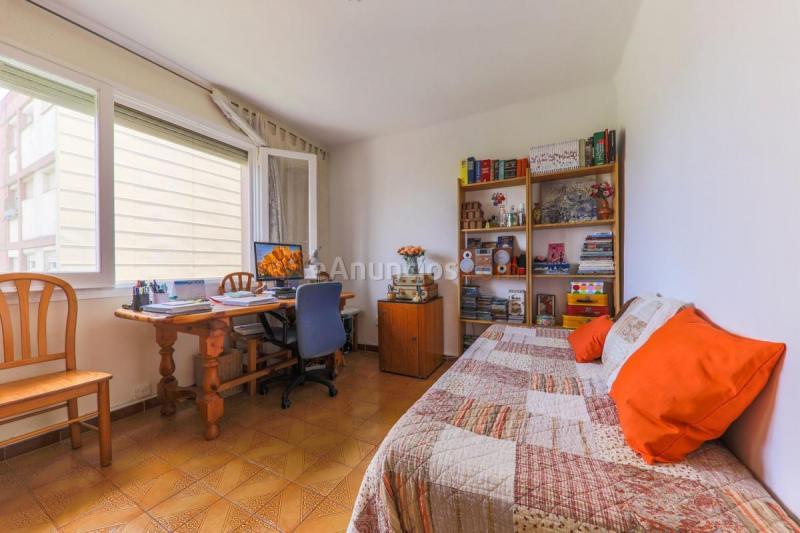 Apartamento en venta en  Nou Barris, Barcelona