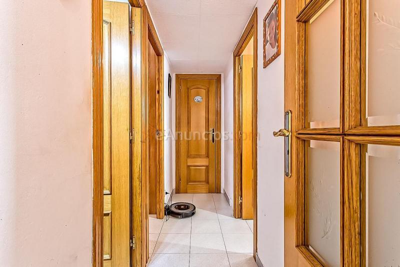 Apartamento en venta en  Nou Barris, Barcelona