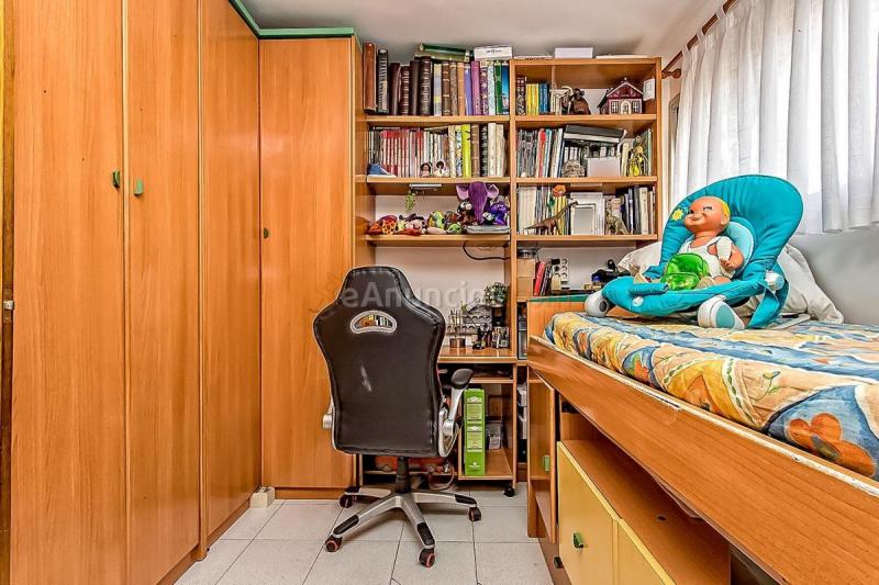 Apartamento en venta en  Nou Barris, Barcelona