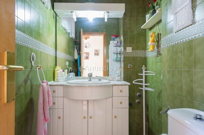 Apartamento en venta en  San Blas, Madrid