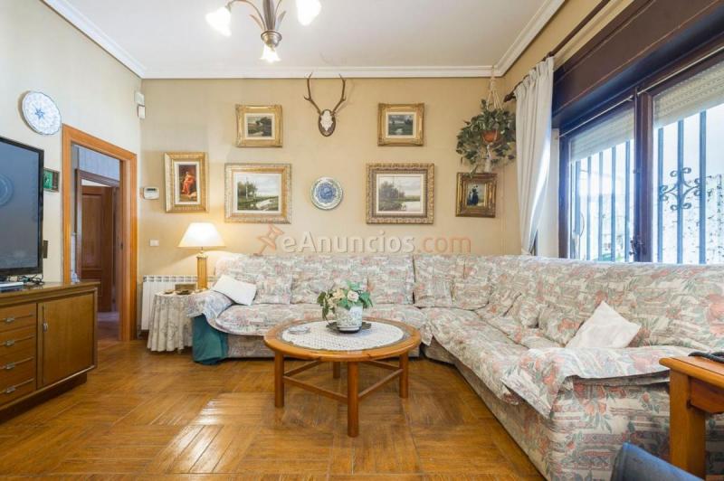 Adosado en venta en  La Cabrera