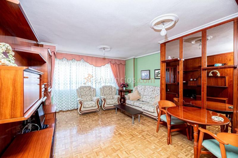 Apartamento en venta en Calle Caamaño, Delicias, Valladolid