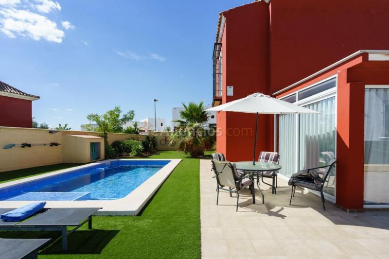 Adosado en venta en  Olivar de Quintos, Montequinto