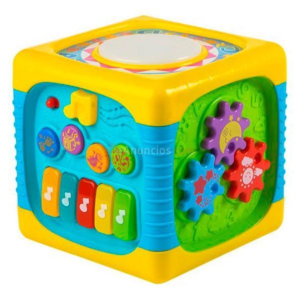 Cubo de actividades WinFun con luz y sonido + 8 m