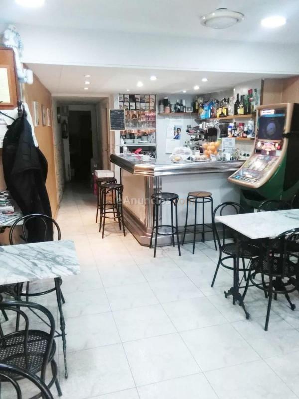 Local Comercial en alquiler en  Les Corts, Barcelona