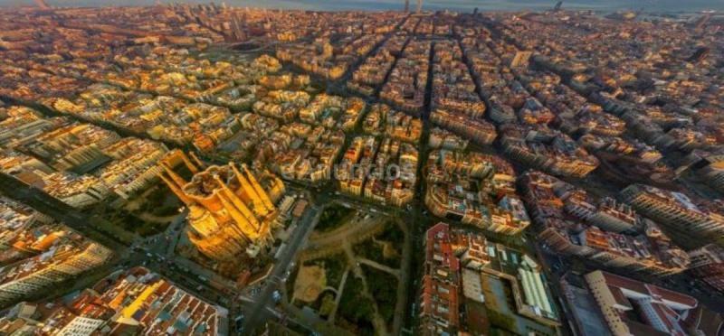 Local Comercial en alquiler en  Les Corts, Barcelona