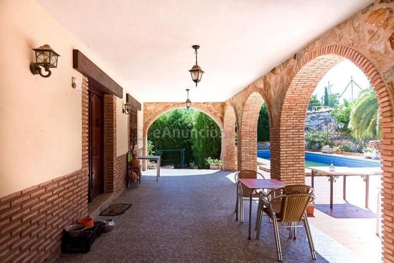 Adosado en venta en  Valdeastillas - Fuentezuelas, Jaén