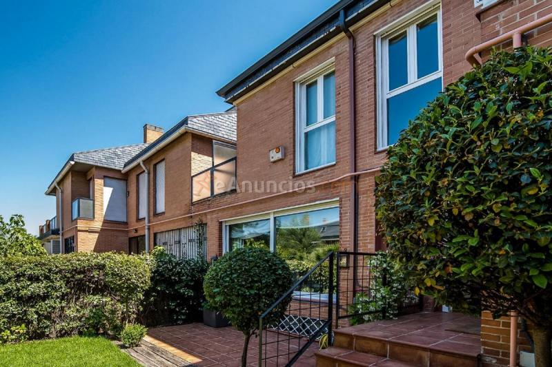 Adosado en venta en  Somosaguas, Pozuelo de Alarcón