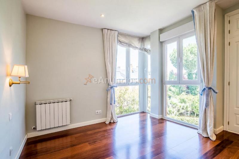 Adosado en venta en  Somosaguas, Pozuelo de Alarcón