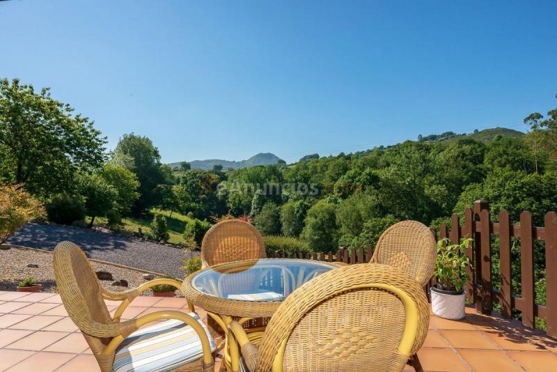 Adosado en venta en  Piloña