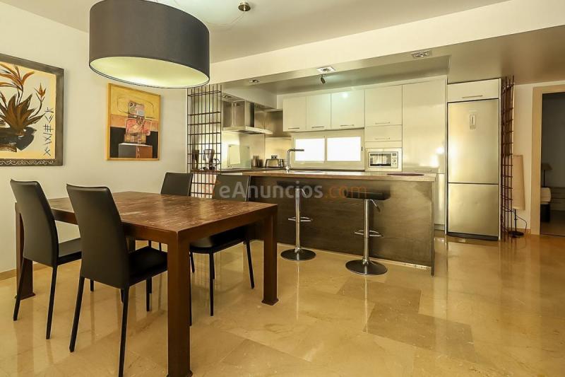 Apartamento en venta en  Puerto de Sotogrande-La Marina, Sotogrande