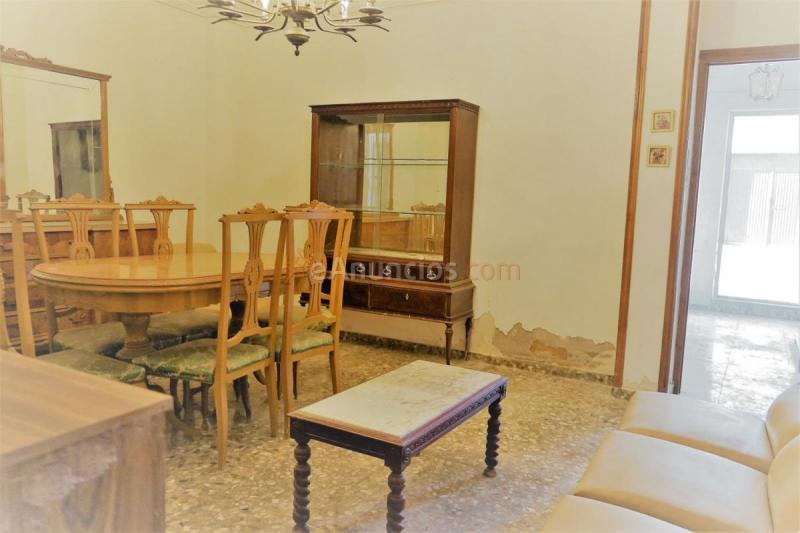 Casa en venta en  Santa Emilia, Requena