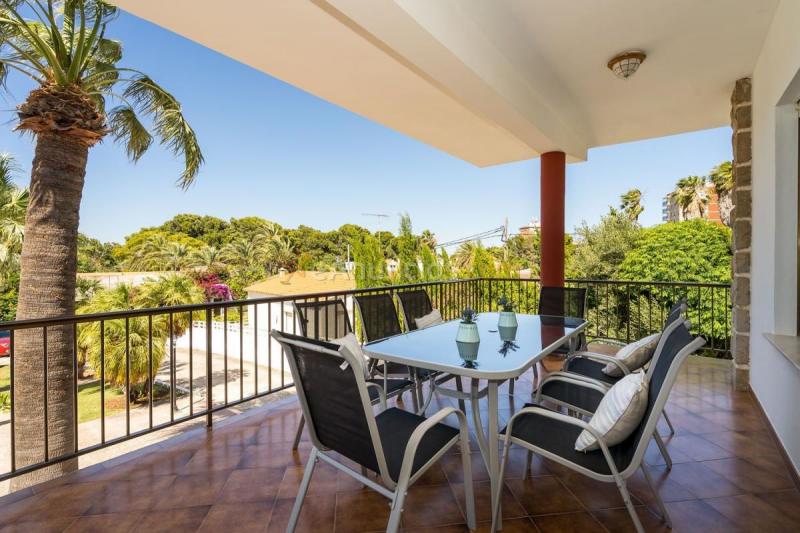 Adosado en venta en  Les RotesLas Rotas, Denia