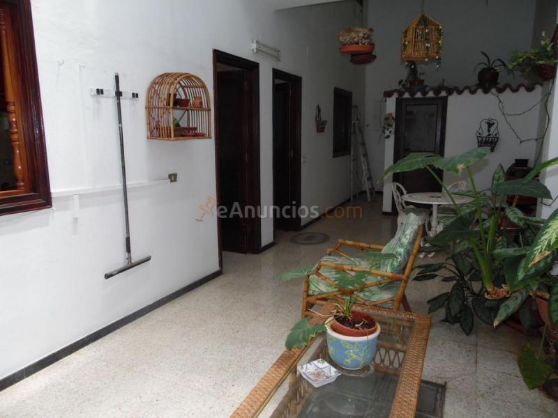 Casa en venta en  Av. Canarias, Vecindario-Los Llanos, Santa Lucía de Tirajana