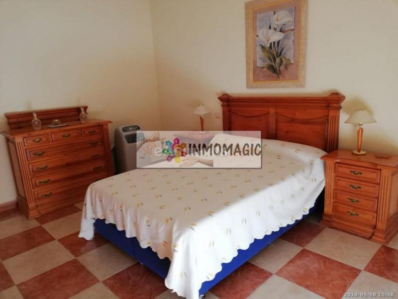 Casa en venta en  Novés