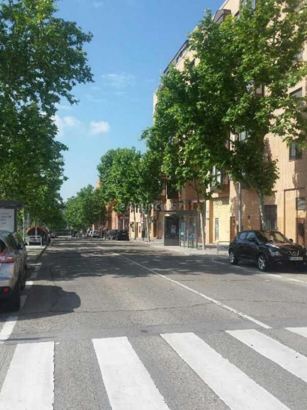 Local Comercial en venta en Calle Avena, Usera, Madrid