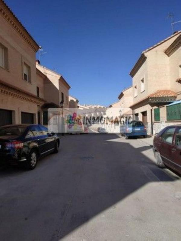 Casa en venta en  Méntrida