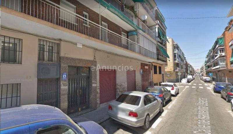 Local Comercial en venta en Calle Isabelita Usera, Usera, Madrid