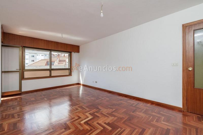 Apartamento en venta en  Centro urbano, Vigo