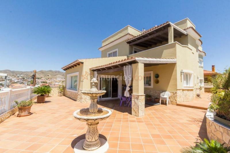 Adosado en venta en  Puerto de la Torre, Málaga