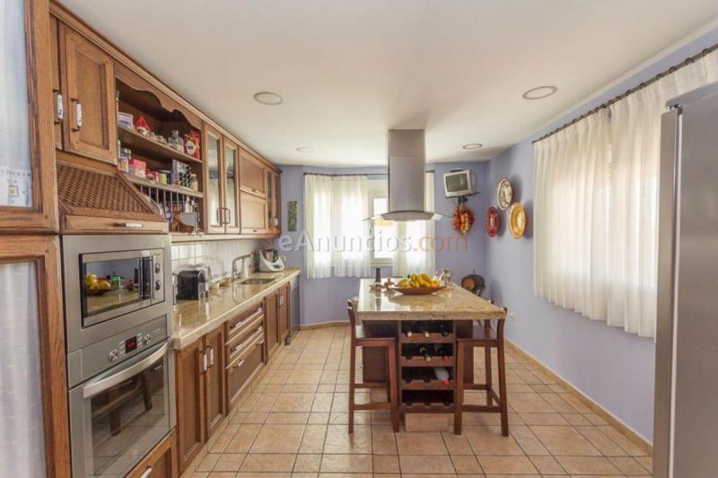 Adosado en venta en  Puerto de la Torre, Málaga