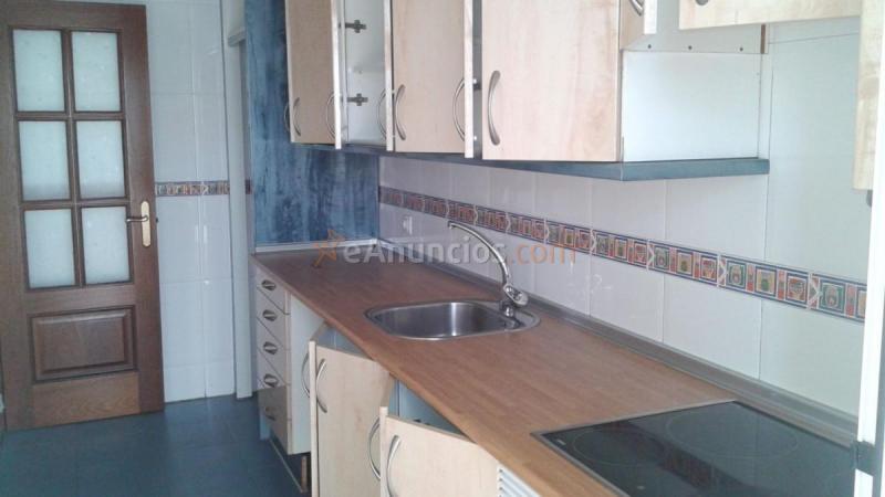 Apartamento en venta en Calle alfonso querejazu, Universidad, Ávila