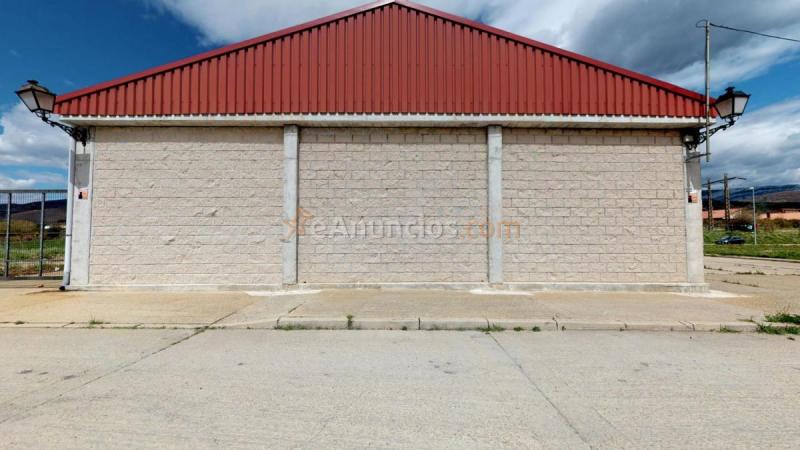 Edificio en venta en Calle Virgen del Mar, Santibañez de la Peña