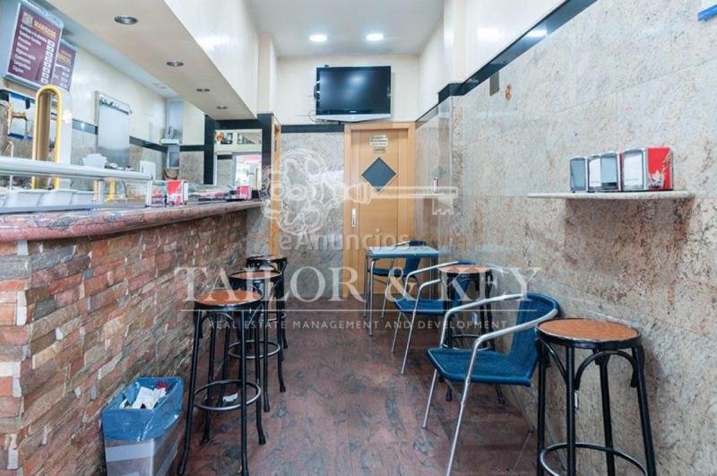 Local Comercial en venta en Calle Peironcely, Puente de Vallecas, Madrid