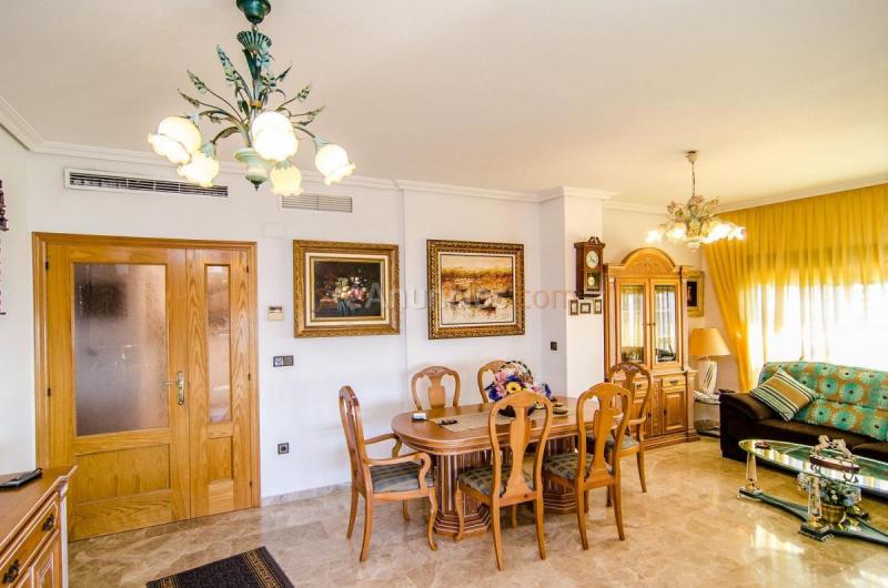 Apartamento en venta en  Cala de Finestrat, Finestrat