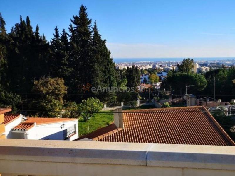 Adosado en venta en  Puerto de la Torre, Málaga