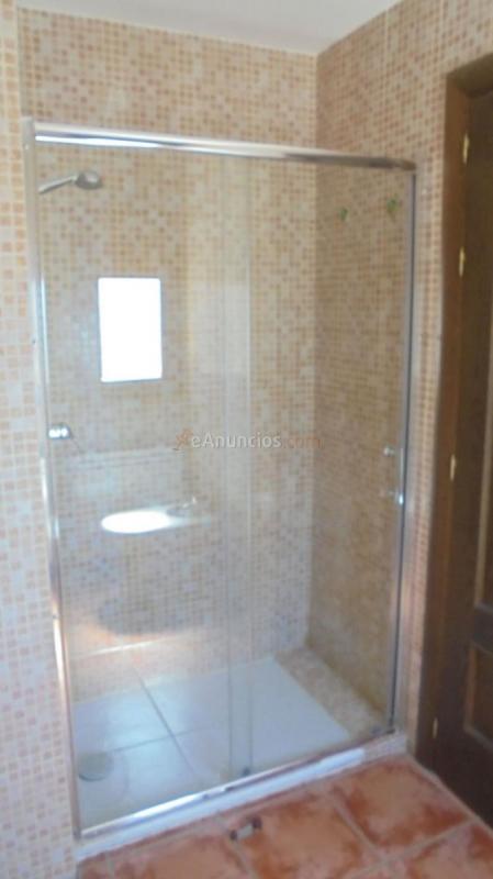 Adosado en venta en  Esquivias