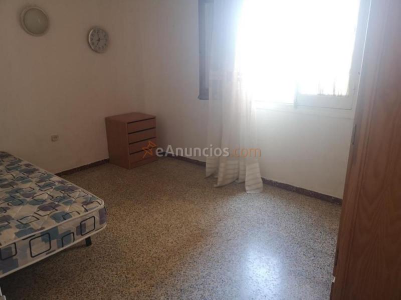 Apartamento en alquiler en Avenida Atabal, Puerto de la Torre, Málaga