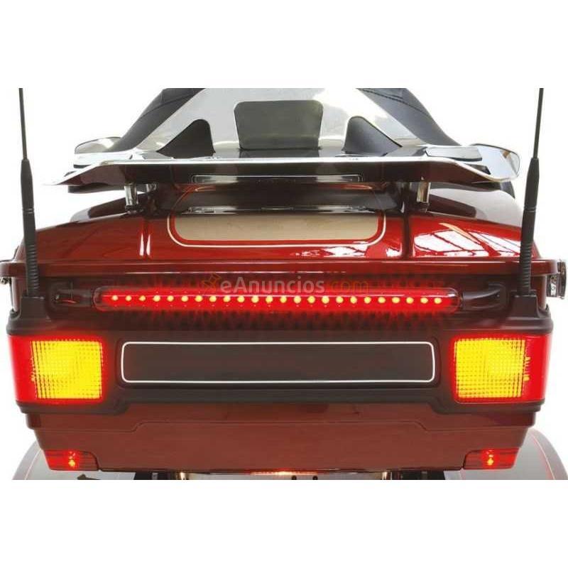 LUZ TRASERA LED CON SOPORTE PARA BAULES TRASEROS