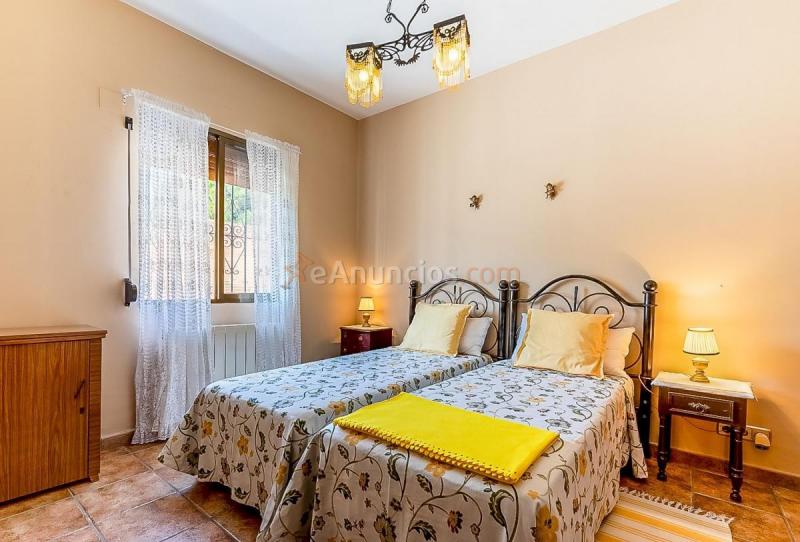 Adosado en venta en  Navas de Oro