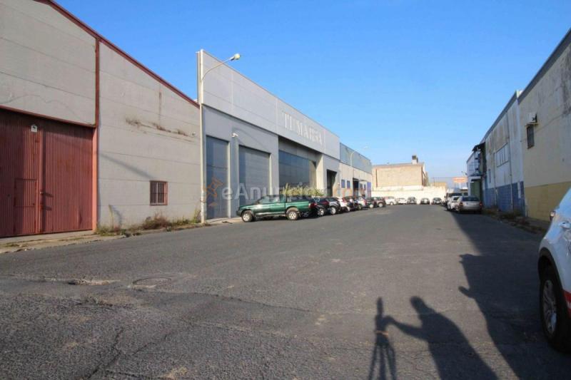 Edificio en venta en  Nuevo Parque - Los Rosales - Tráfico Pesado, Huelva