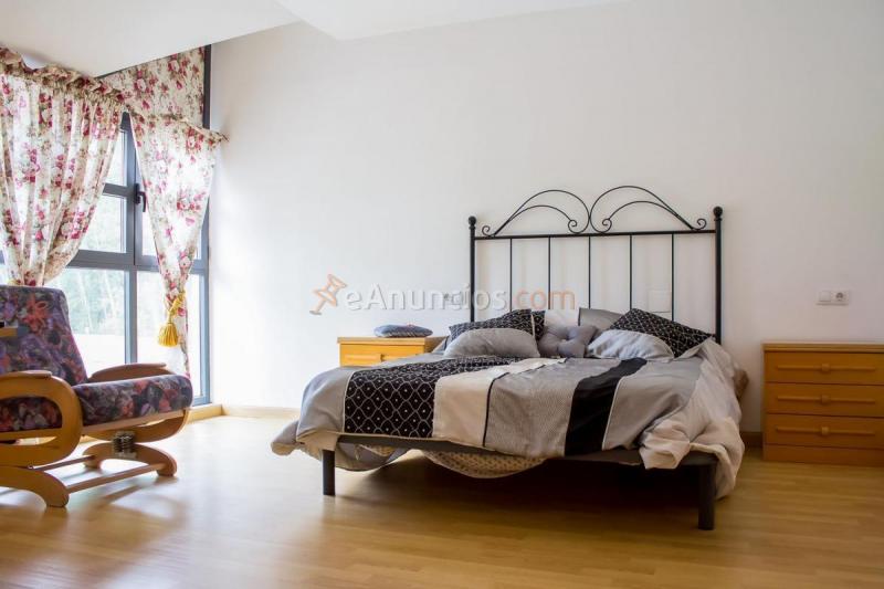 Adosado en venta en  Dehesas, Ponferrada