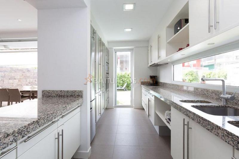 Adosado en venta en Calle Bischofshofen, Costa Adeje, Adeje