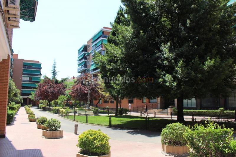 Apartamento en alquiler en  Parque San Fernando, San Isidro - Los Almendros, Alcalá de Henares