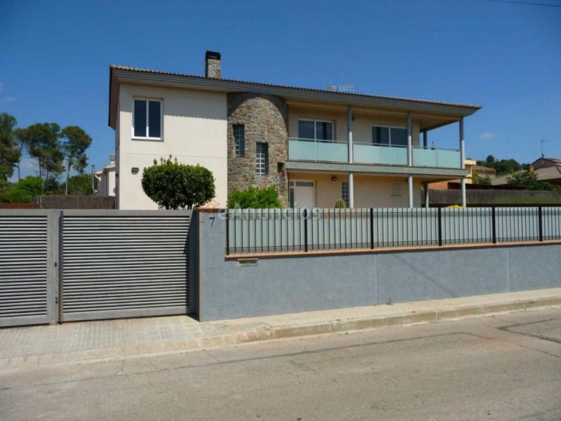 Adosado en venta en Calle Riba, Viladecavalls