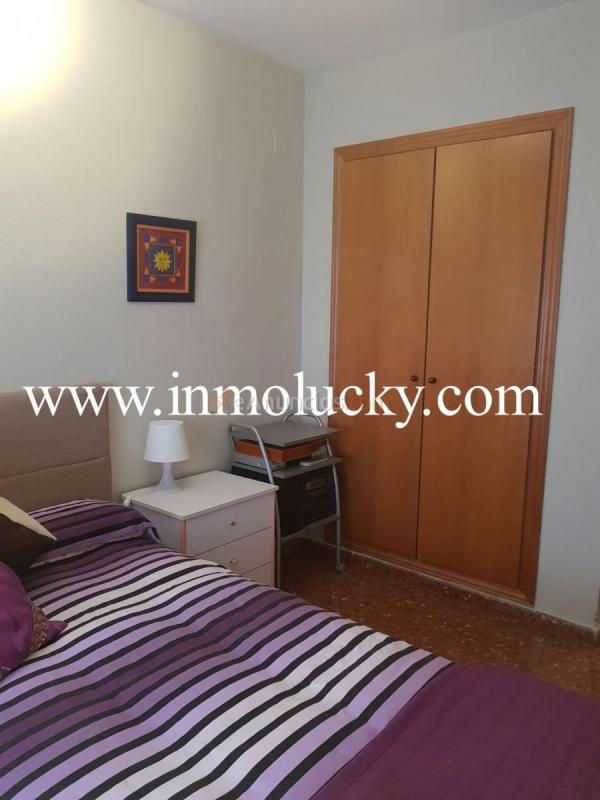 Apartamento en venta en  Lauri Volpi, L'Eixereta, Burjassot