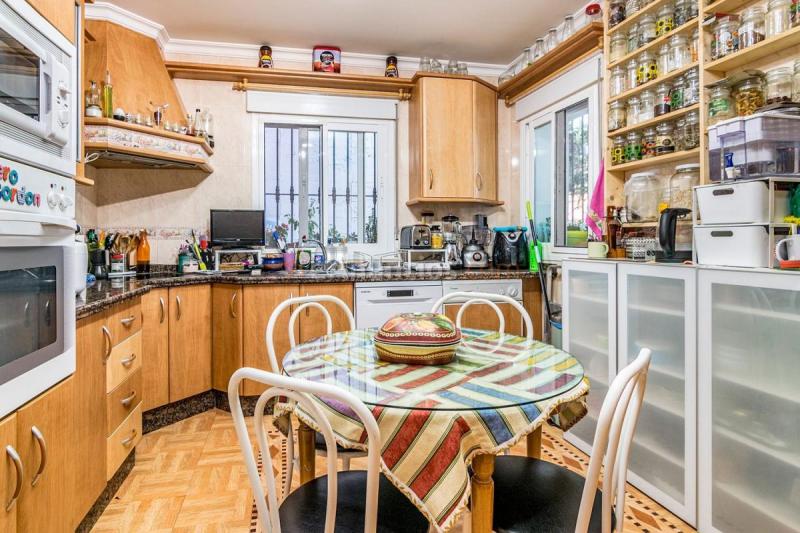 Adosado en venta en  Cotomar - Urbanizaciones, Rincón de la Victoria