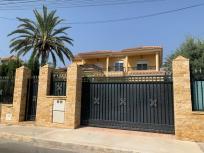 Adosado en venta en Calle José Antón Agullo, Elche Ciudad, Elche  Elx