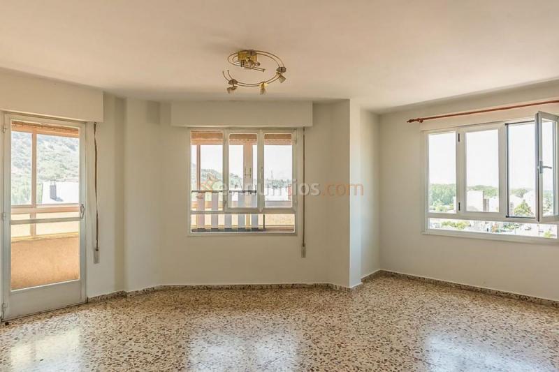 Apartamento en venta en  Flores de Sil, Ponferrada