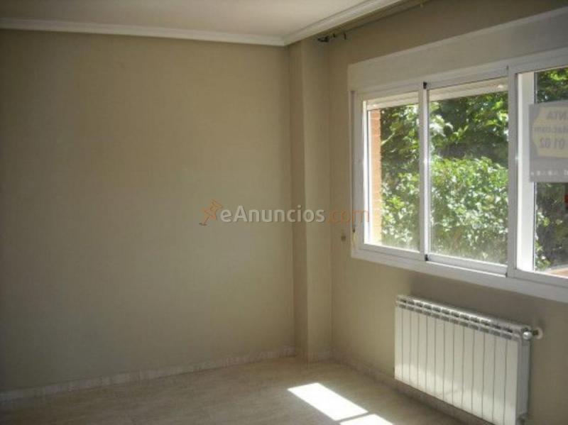 Casa en venta en  Isaac albeniz, Alovera