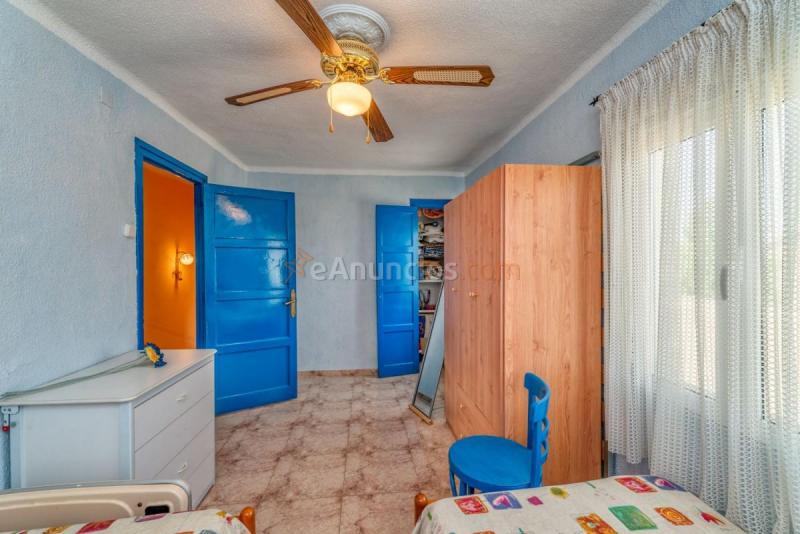 Adosado en venta en  Mélida