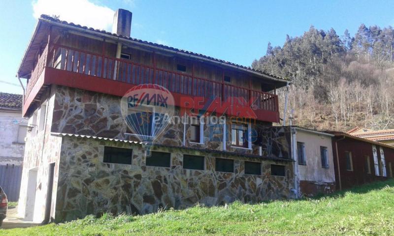 Casa Rural en venta en  Pramaro, Cudillero