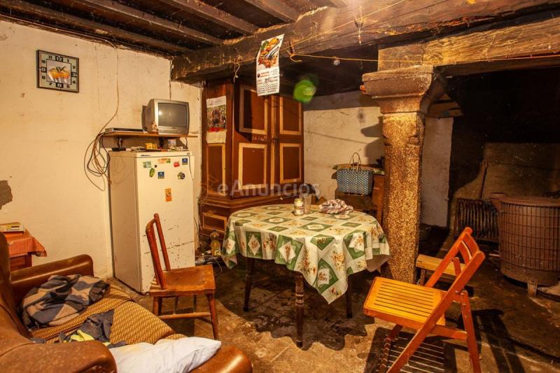 Adosado en venta en  O Pino