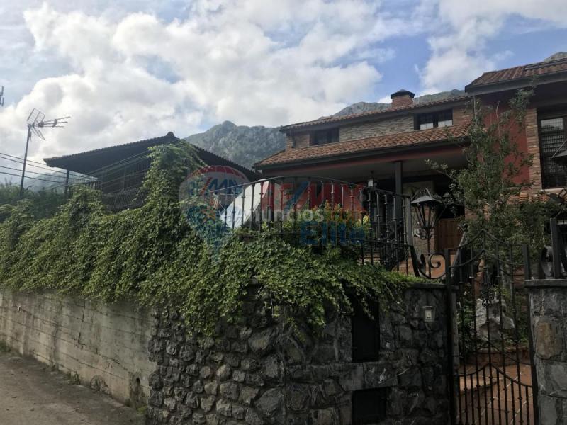 Adosado en venta en  Caserio Pumarada, Peñamellera Alta