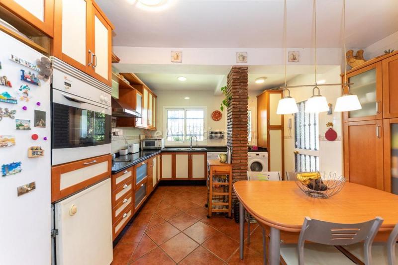 Adosado en venta en  San Pedro de Alcántara, Marbella